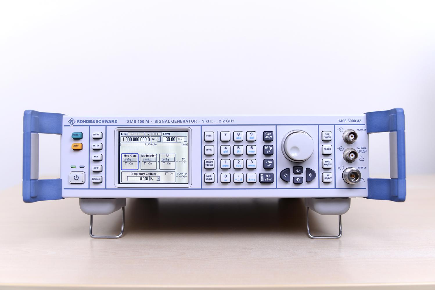 Генератор сигналов Rohde&Schwarz SMB100M с опциями VOR/ILS